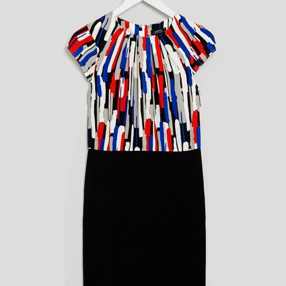 Designed dress - Picture 4 of 4